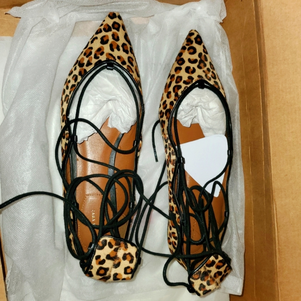 Zara leopard lace up flats